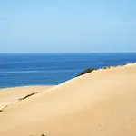 Costa Verde, With A Terrace Overlooking The Sea And Close To The Pristine Dunes דירה