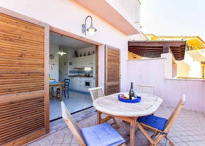 Costa Verde, With A Terrace Overlooking The Sea And Close To The Pristine Dunes アパート トッレ・デイ・コルサリ